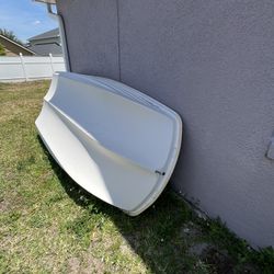 Boat 9.4 Ft With Title 