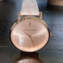 NEW MICHAEL KORS WATCH 