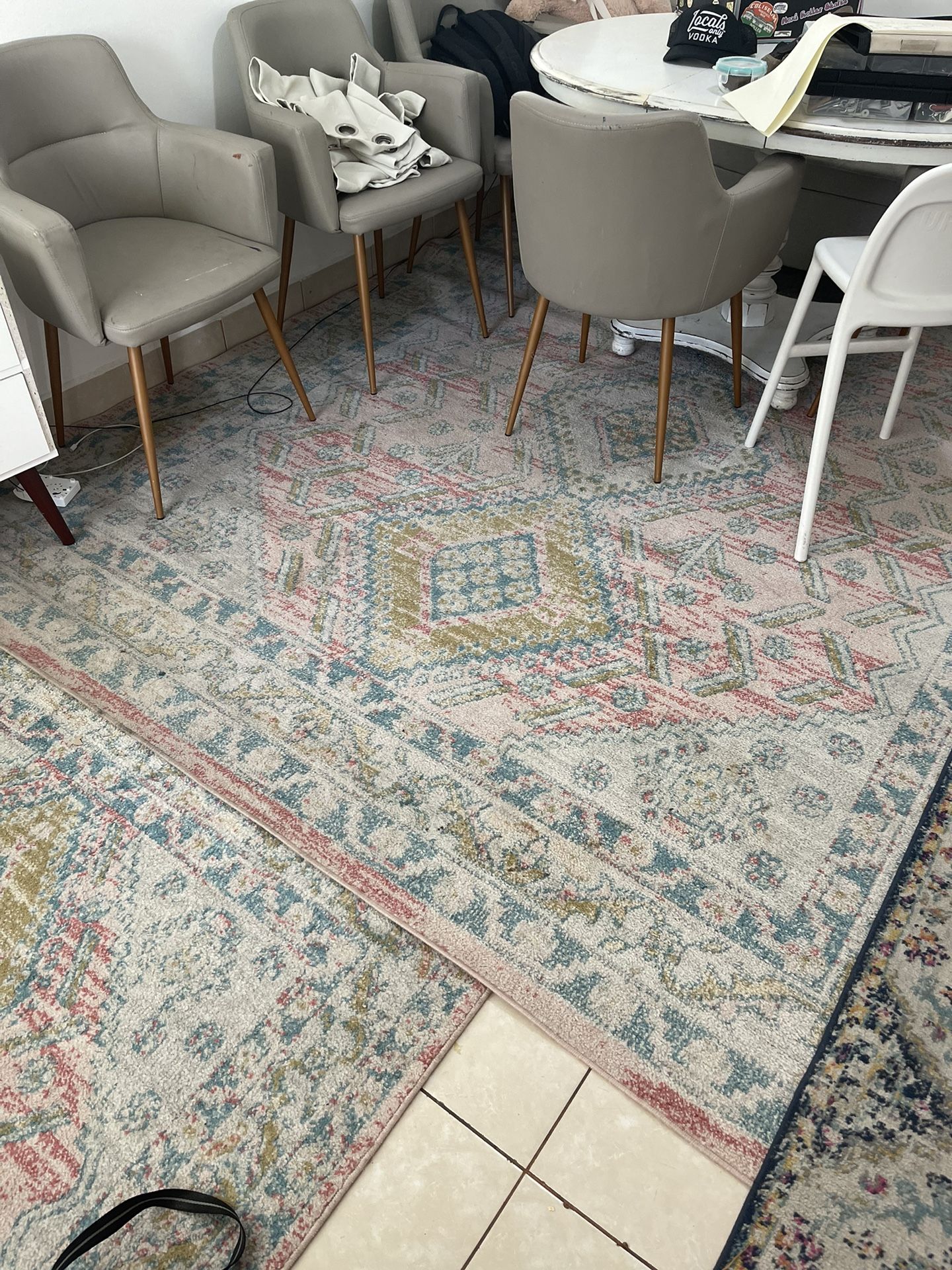 2 Area Rugs