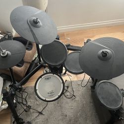 Roland Electric Drums Set