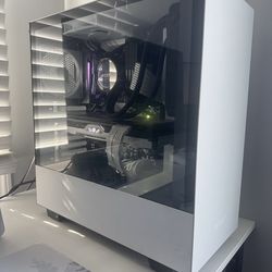 AMD Gaming PC - Ryzen 7, 32GB Ram, RX 5700XT