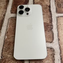 iPhone 15 pro Max (256gb) Unlocked 🔶 لبرادو