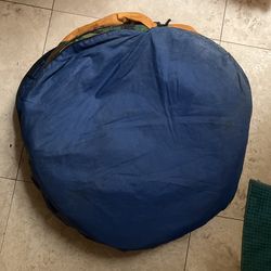 Pop up Tent