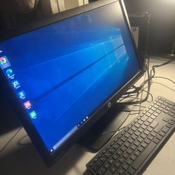 HP DESKTOP COMPUTER WINDOWS 10 PRO WORKS GREAT  COMPLETE WITH EVERYTHING 