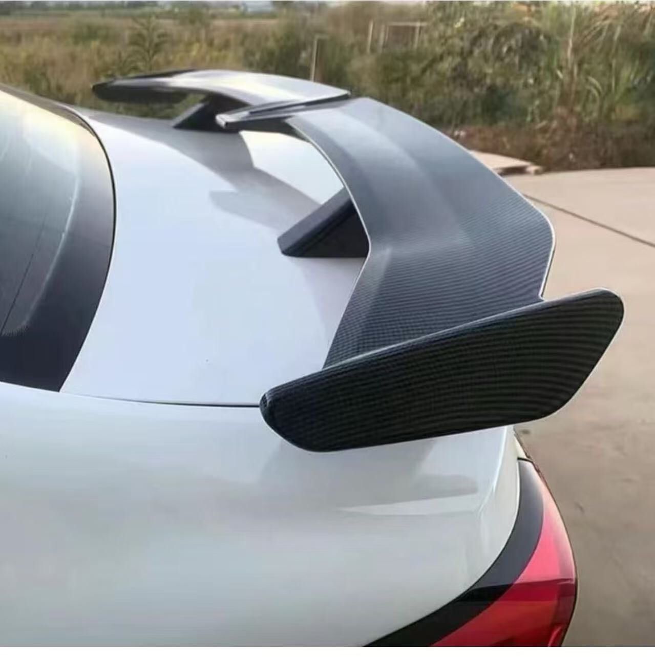 New In Box Universal Carbon Fiber Patterns Spoiler Rear Trunk Wing Down Force