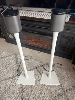 Sonos play one with stand