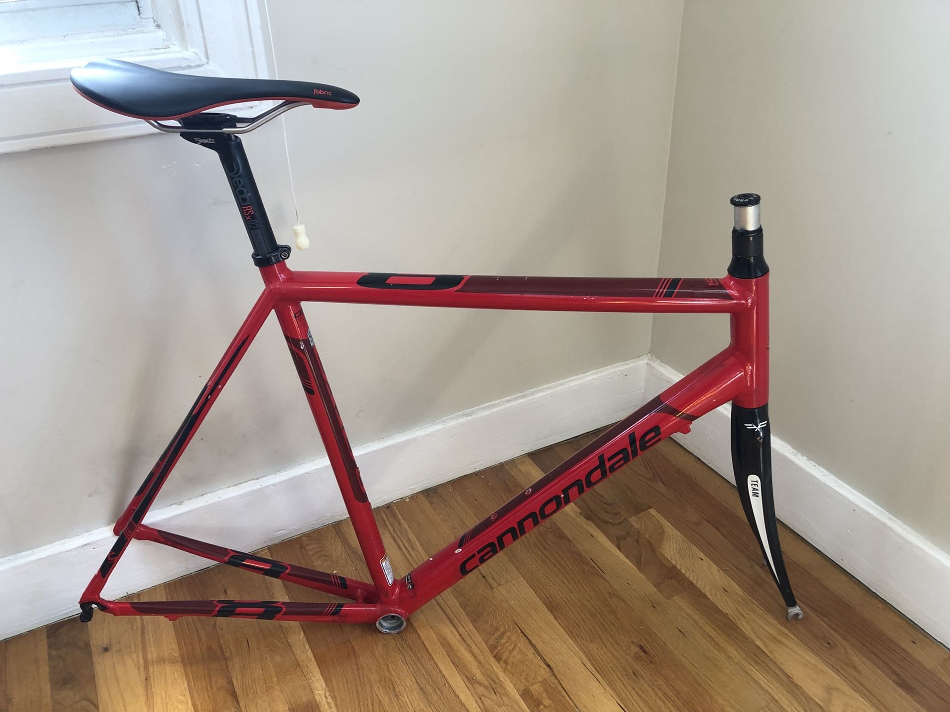 キャノンデール CAD8 CANNONDALE キャノンデール 2015 CAAD8 105 2015' Cannondale CAAD8