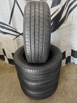 225/60r17 Michelin X-Tour A/S T+H All Season Tires