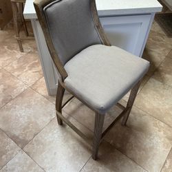 3 Barstools 