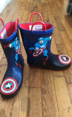 Boys Captain America Rainboots