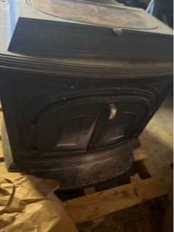 Vermont Castings Wood Stove - $500 OBO