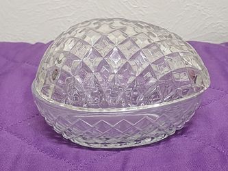 Crystal Clear Glass Egg ~ Trinket Box With Lid