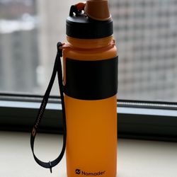 Nomader Collapsible Water Bottle 25 oz – Orange, Leakproof