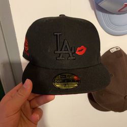 La Fitted Hat Size 73/4