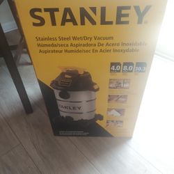 Stanley Wet/Dry 8gal Vacuum
