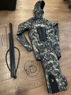 Spearfishing Wetsuit and Pole Spear