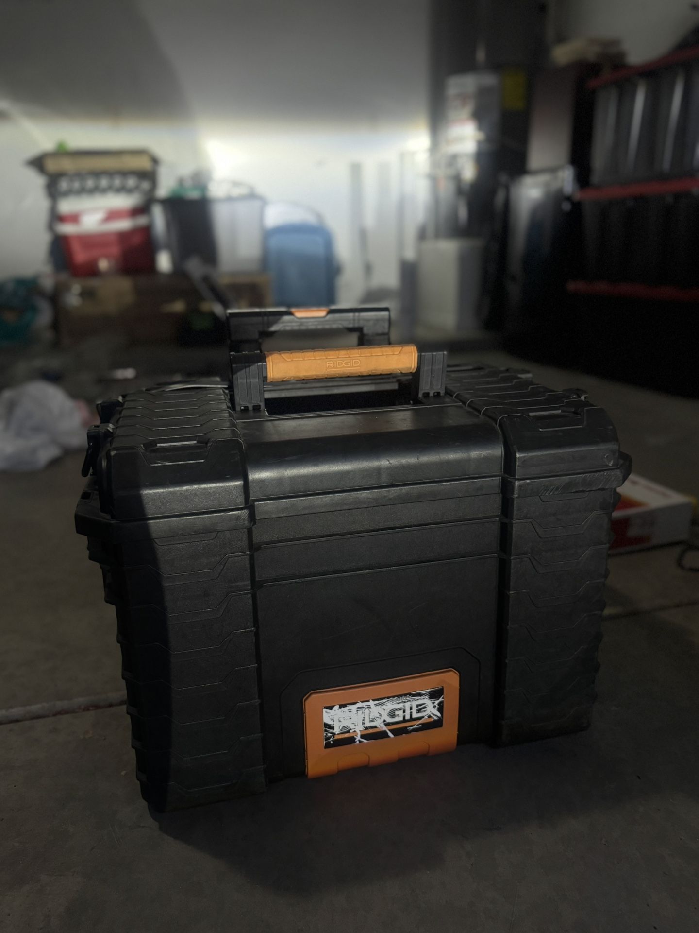 Rigid Rolling Tool Box (2)