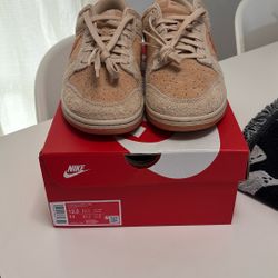 Nike Dunks (bronzie)