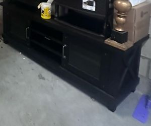 Tv stand Jackson