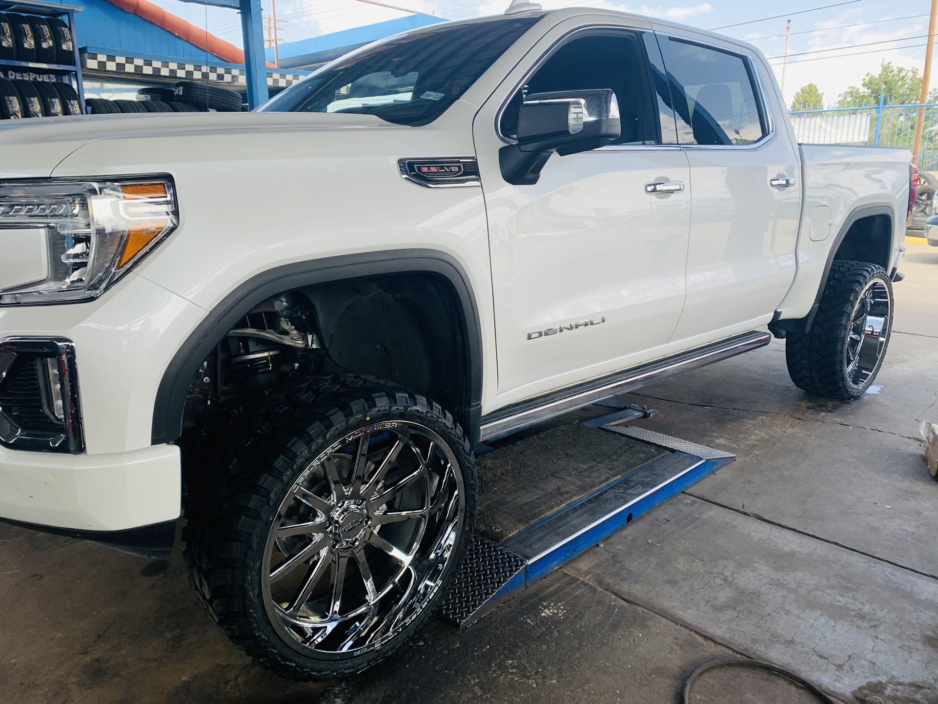 6in Suspension, 35x13.50x26, 26x12 Off Road Monster💯