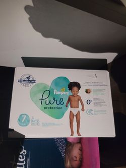 NEW PAMPERS PURE SIZE 7