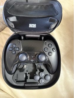 PS5 pro controller like new