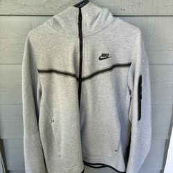 Nike Tech Jacket Grey