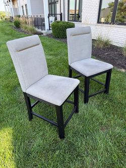2 Gray Counter Height Bar Stools (Prairie Village)