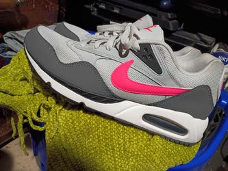 Nike Air Max Sneakers MEN'S SIZE 11