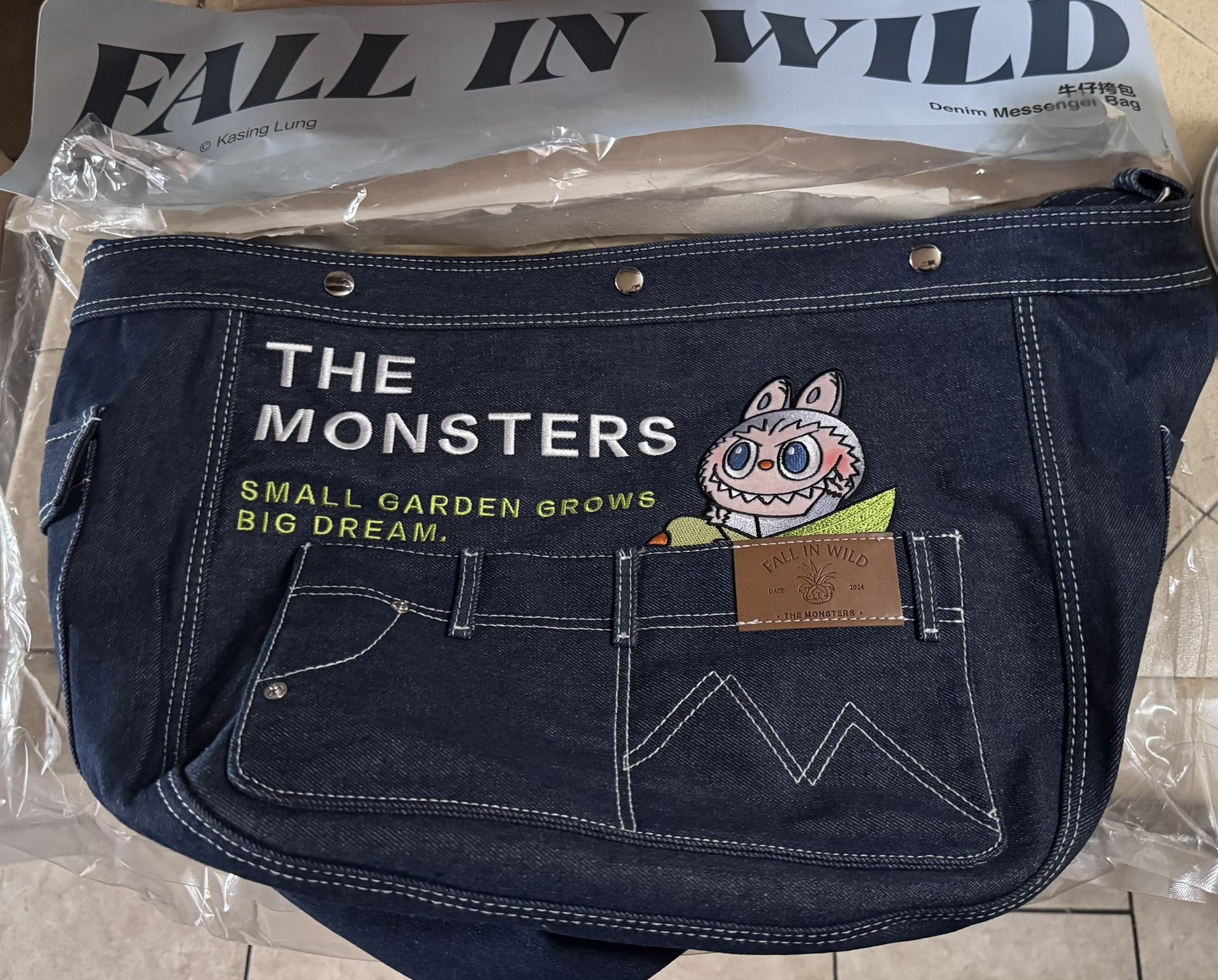 Labubu Messenger Bag