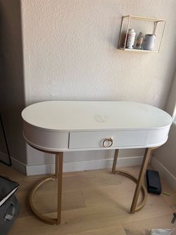 As IS Decor table with drawer