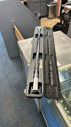 Icon 3/4” 100 To 600 Ft-Lb Click Torque Wrench Model 58955