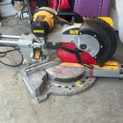 Dewalt Miter saw 
