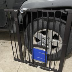 Extra Wide Gate with Small Pet Opening