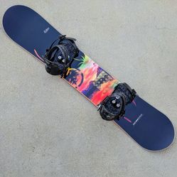 Never Summer Lotus 149 women's all mountain freeride 149cm snowboard with Large Ride bindings