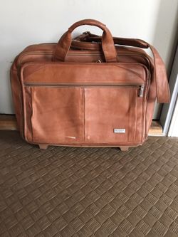 Leather - Wheeled laptop case