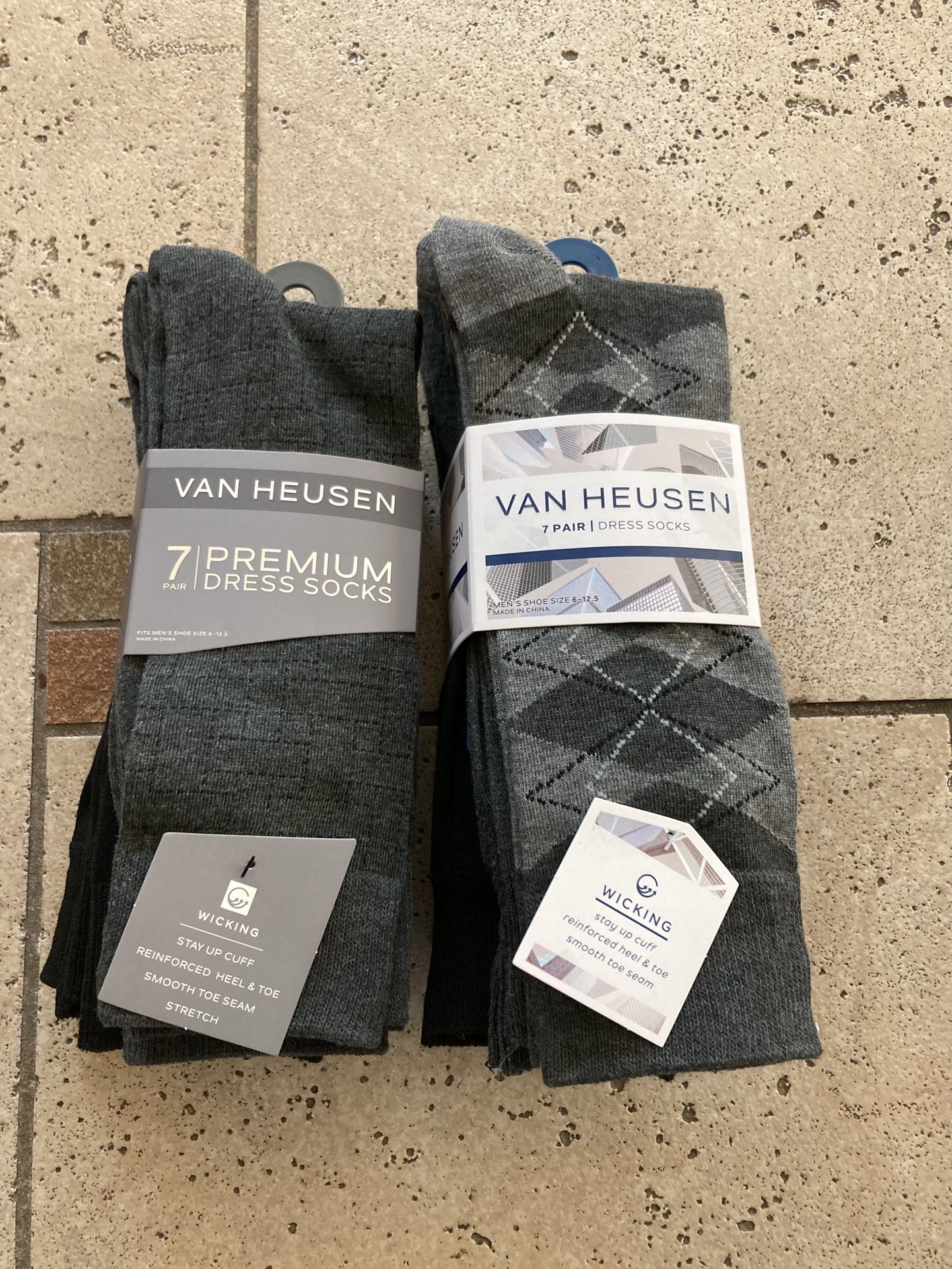 NWT Van Heusen Men’s Premium Dress Socks 14 pairs