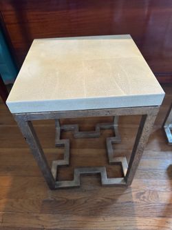 Vintage tables: stools