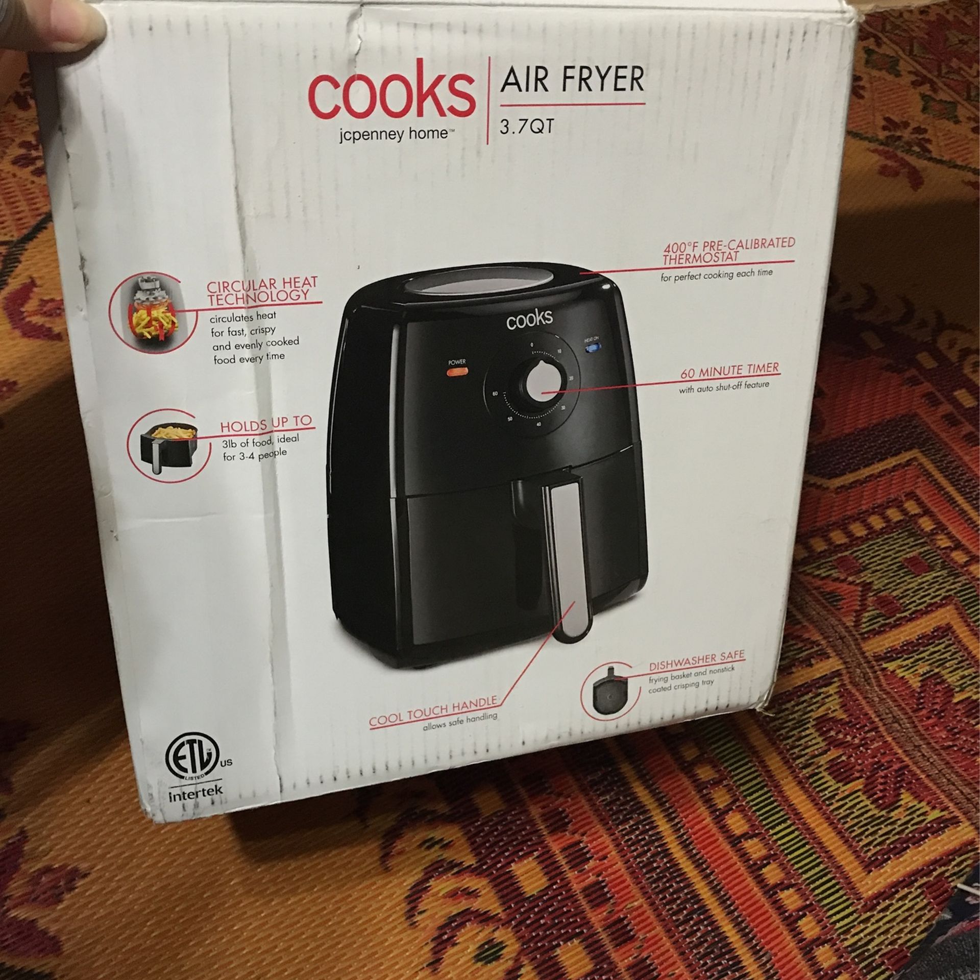 Air Fryer - 3.7QT - Never Used