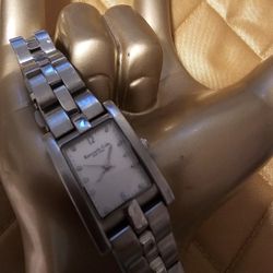 $35.00 - 1980's KENNETH COLE WATCH!  Elegant/Like New - Needs New Battery!