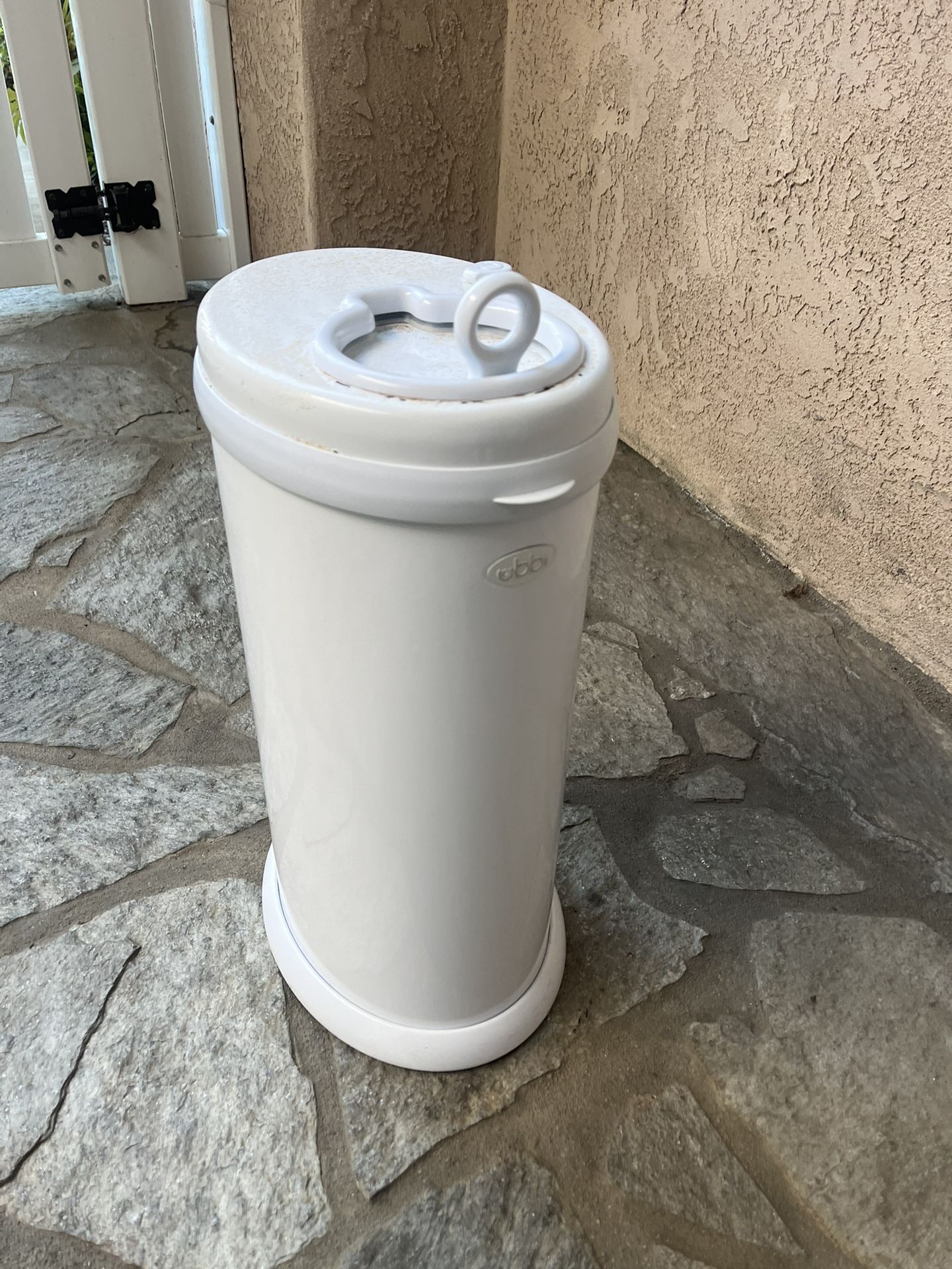 Free Diaper pale- Ubbi Brand