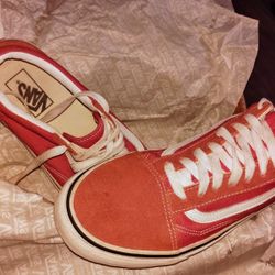 Brand New Men's Vans Size Ten