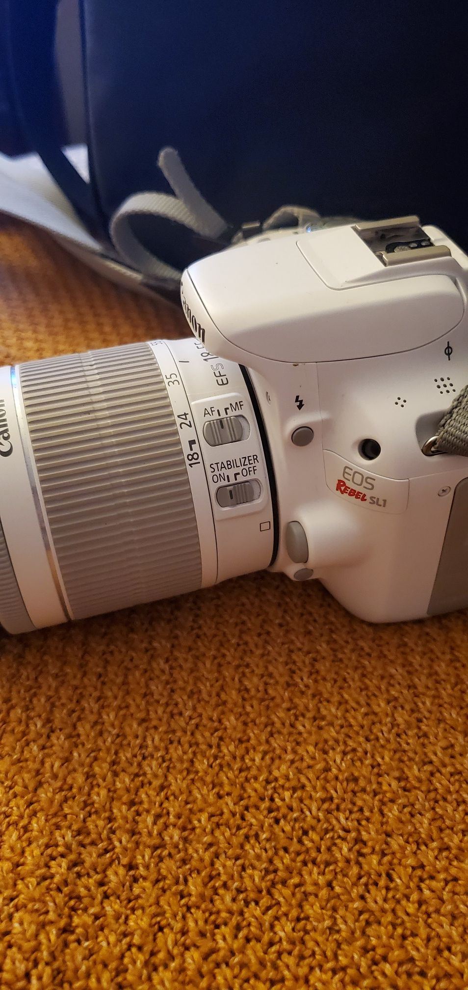 Canon - EOS Rebel SL1 DSLR Camera with EF-S 18-55mm f/3.5-5.6 IS Zoom Lens - White
