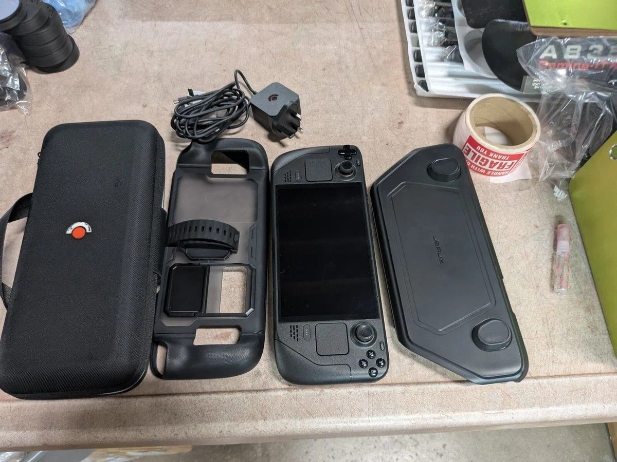 Steam Deck OLED 1 TB With case, Charger, Case And Cover, Dual OS