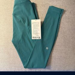 Lululemon Leggings Sz 6 NWT