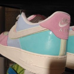 Nike air Force one Easter egg edition