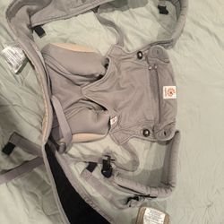 Ergobaby Baby Carrier 