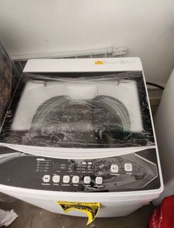 Portable Washer 2.0 Black and Decker