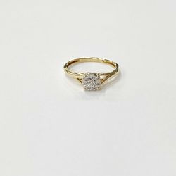 10K Yellow Gold Woman’s Diamond Cluster Ring Size: 6.0 Approx. 0.09 cttw Diamonds TPW016301