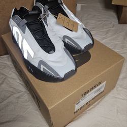 Adidas Yeezy 700 MNVN Blue Tint New 8.5